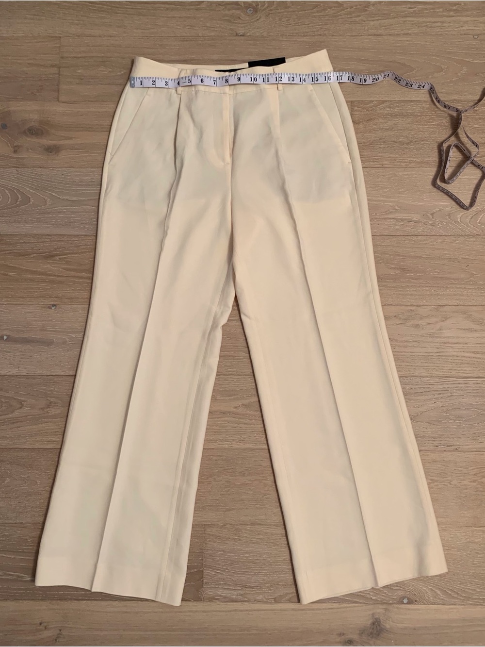 RW&CO High-Rise Cream Trousers Never Worn